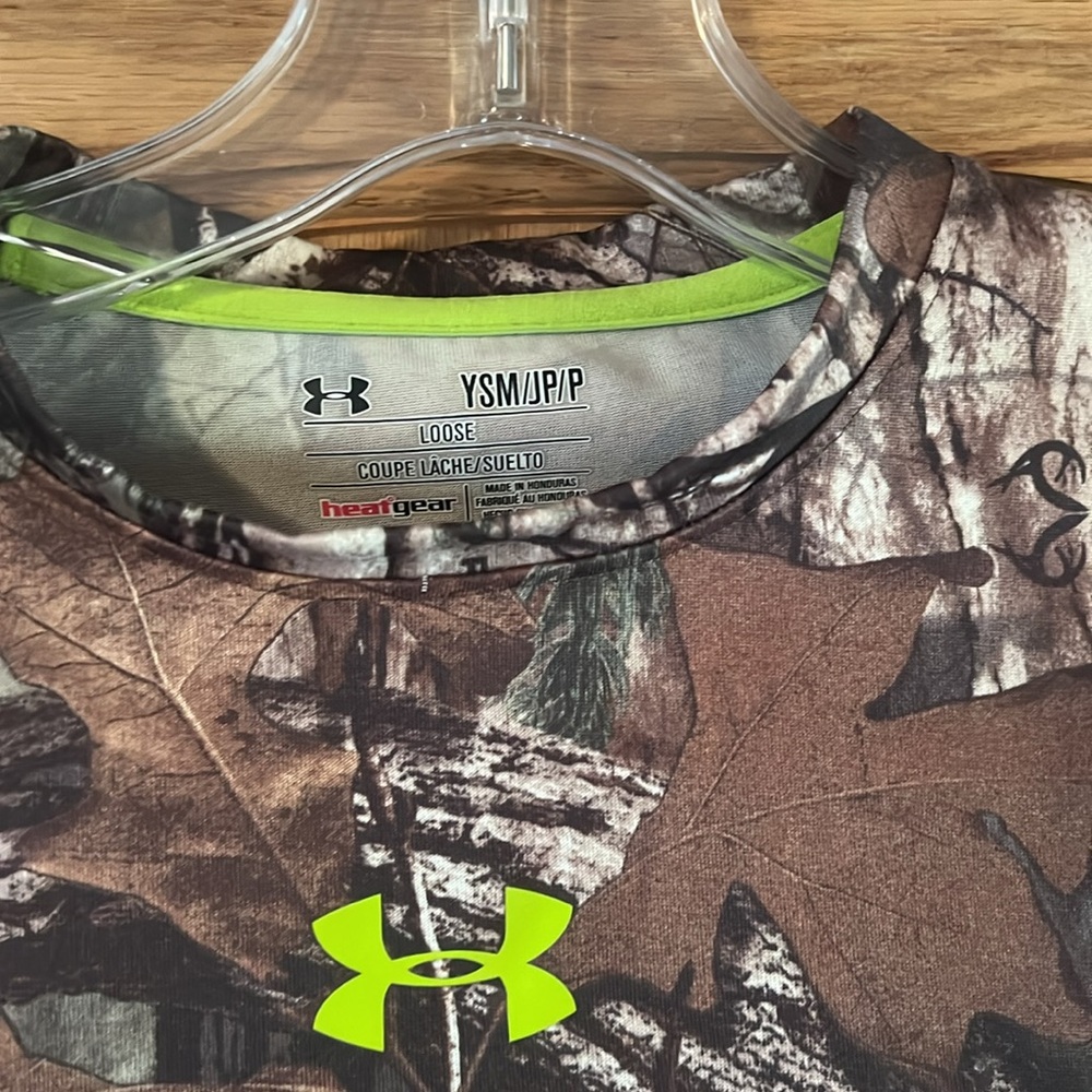 Youth Small Camo Under Armour shirt - Picture 3 of 5